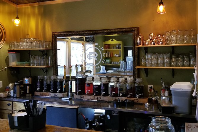 Ozark Craft Beverage – Wine & Shine Tour