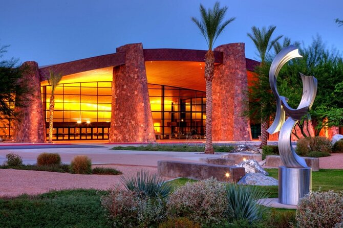 Palm Springs Scavenger Hunt: Palm Springs Art & Infamy