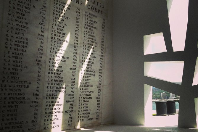 Pearl Harbor Tour Arizona Memorial and USS Bowfin