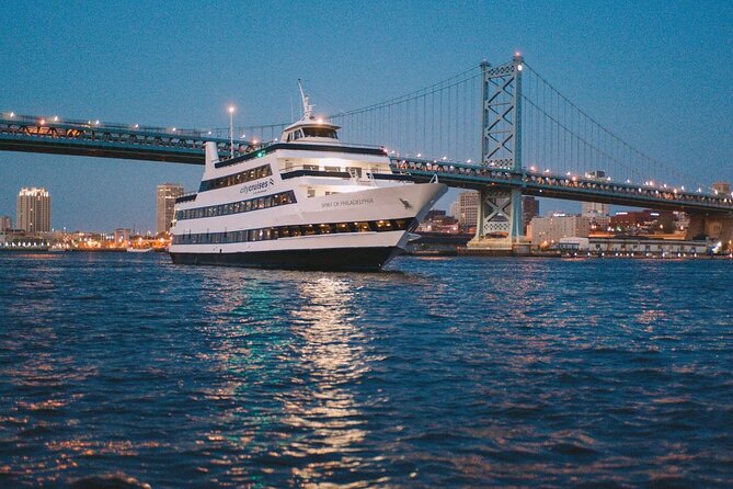 Philadelphia Christmas Eve Dinner Buffet Cruise