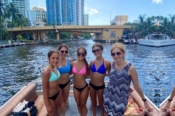 Pontoon Boat Getaway of Fort Lauderdale