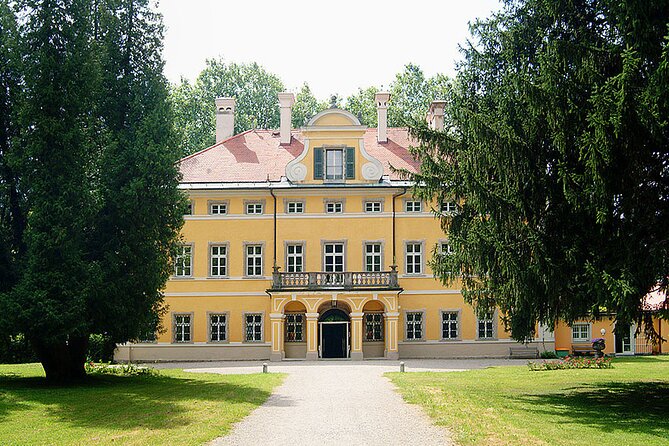 Private 2 Hour Sound of Music City Tour in Salzburg