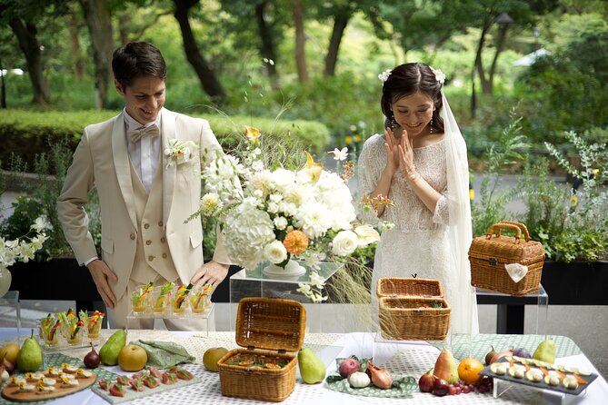 Private 3 Hour Wedding Reception Photography With Lunch in Tokyo