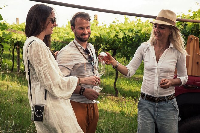 Private 4WD Vineyard Tour With Wine Tasting