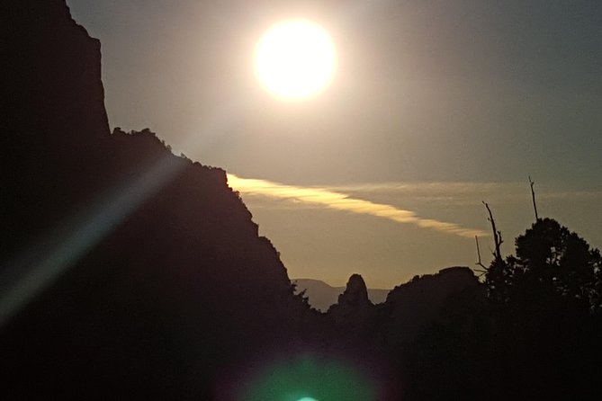Private 6 or 8 Hr Awaken to You: Journey & Sedona Vortex Tour (Specify 6/8 Hr)