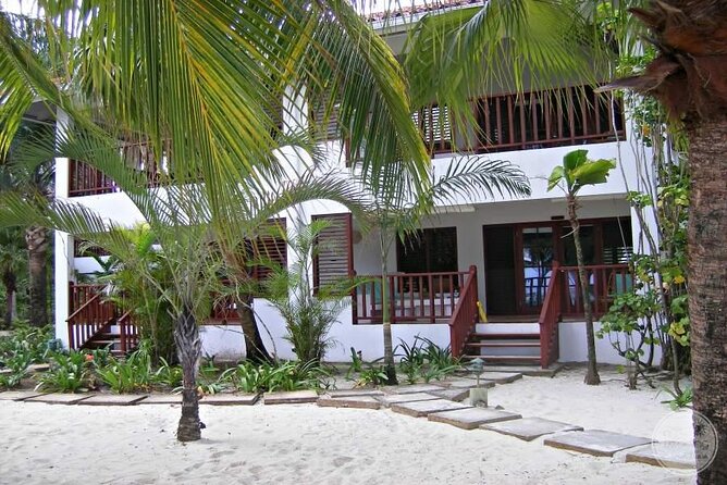 Private Airport Transfer to Couples Swept Away Resort Negril