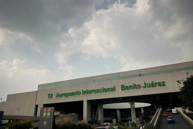Private Arrival Transfer: Mexico City Airport to Hotel