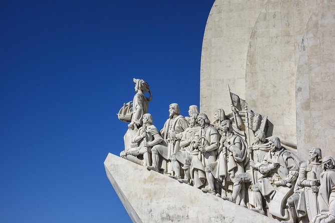 Private Car Transfer From Braga to Lisbon With 2 Hours for Sightseeing