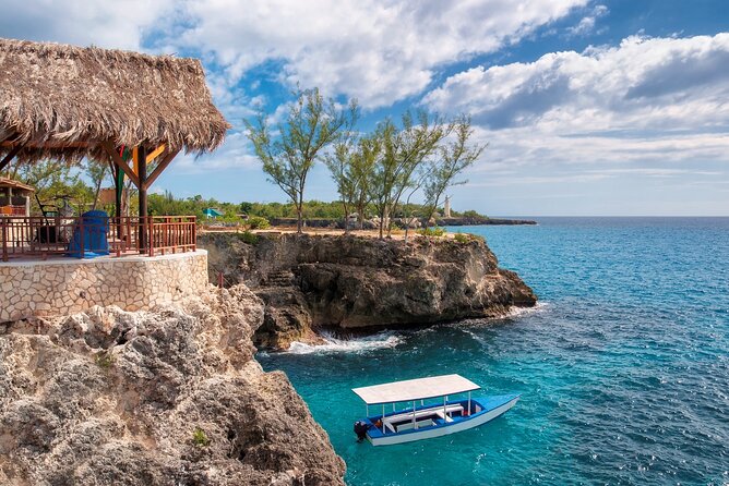 Private Catamaran Cruise Tour in Negril Beach and Ricks Cafe - Transportation Details