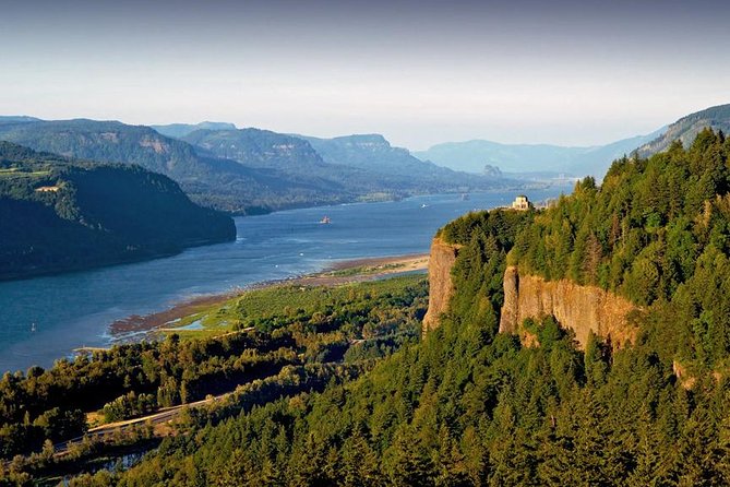 Private – Columbia River Gorge Waterfalls and Wine Tour