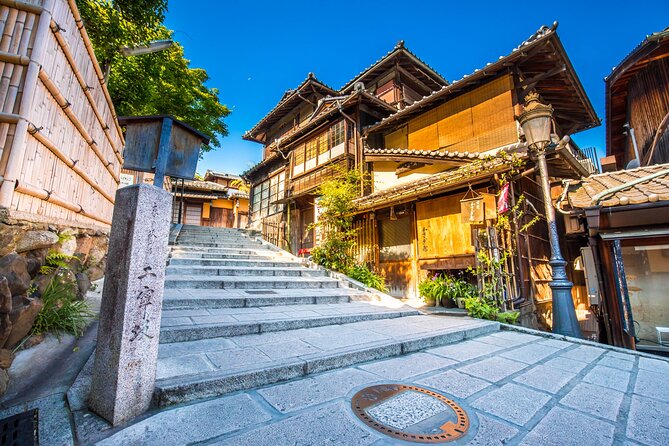Private Day Tour in Osaka and Kyoto With Charter Car