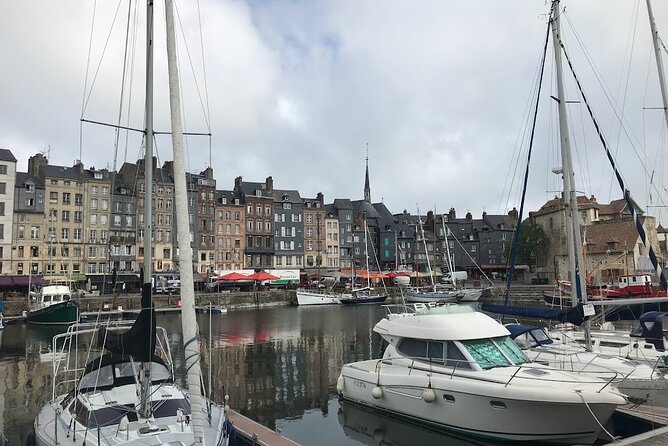 Private Guided Tour of Honfleur and Etretat From Bayeux or Caen