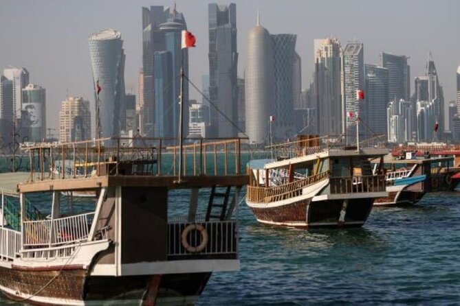 Private Highlights Tour of Doha City and Dhow Cruise Ride