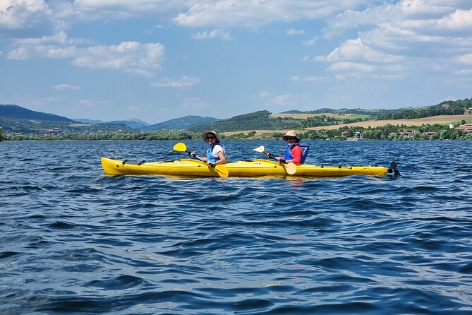 Private Kayak Experience in Pchelina Dam