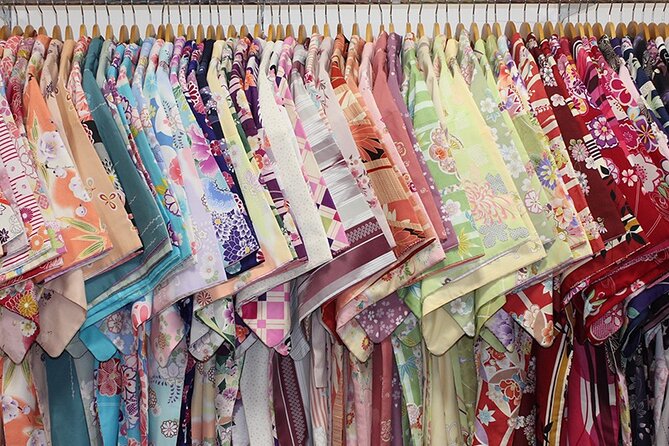 Private Kimono Experience With Suizenji Park Admission Ticket