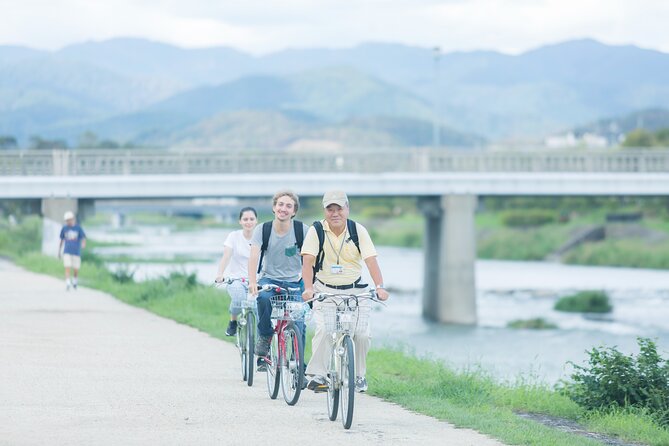 Private Kyoto Back Street Cycling Tour W. Eng-Speaking Guide