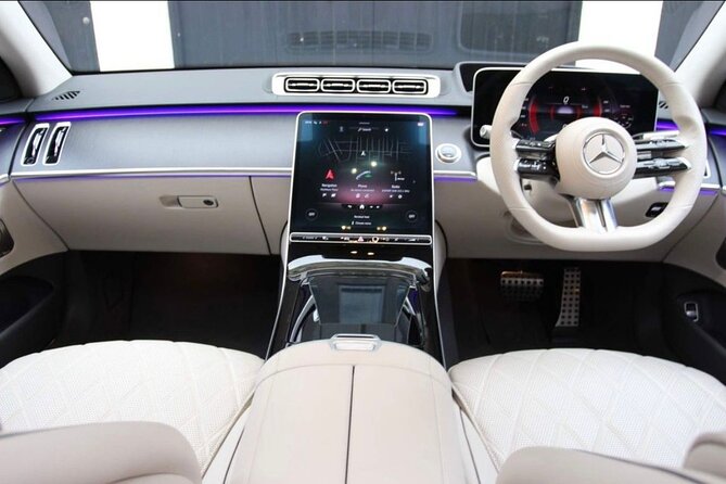 Private Limo Transfer Services From Heathrow Airport to Edinburgh