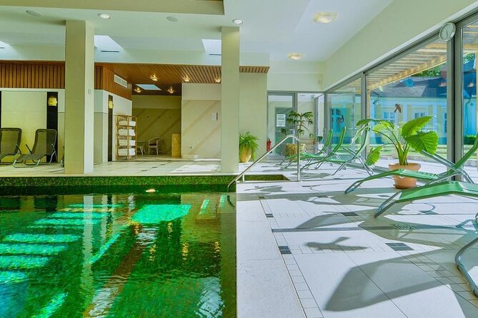Private Luxury Palace Tour With Transport