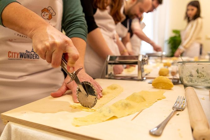 Private Market Tour and Cooking Class With Lunch or Dinner in San Gemini