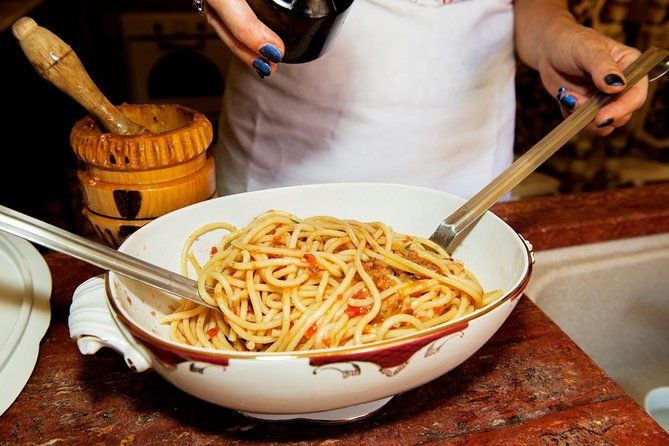 Private Pasta & Tiramisu Class at a Cesarinas Home With Tasting in Acitrezza