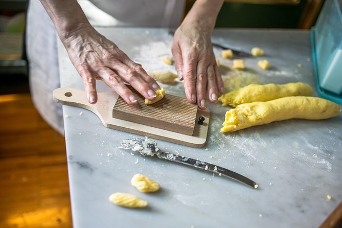 Private Pasta & Tiramisu Class at a Cesarinas Home With Tasting in Manfredonia