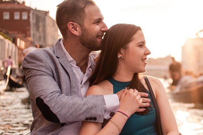 Private Photo Session With a Local Photographer in Arezzo