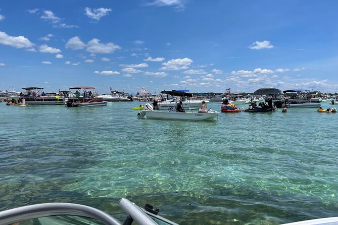 Private Pontoon in Crab Island With Captain