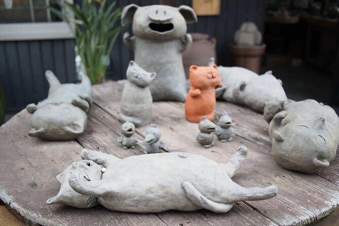 Private Pottery Road Walking Tour in Tokoname