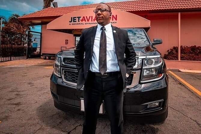 Private Roundtrip Luxury SUV Transfer to Downtown Nassau - Overview of the Service
