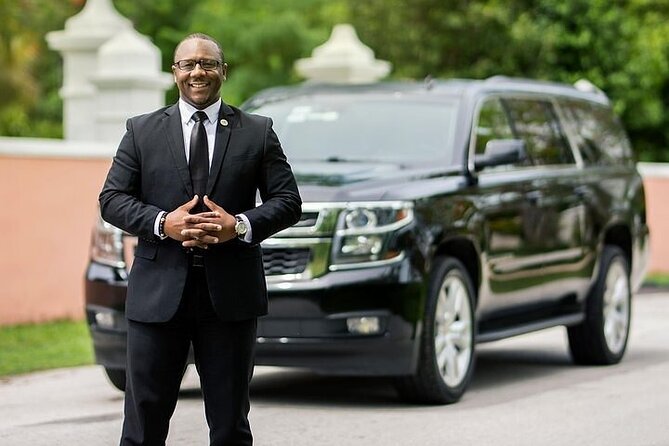 Private Roundtrip Luxury SUV Transfer to Palm Cay - Service Overview