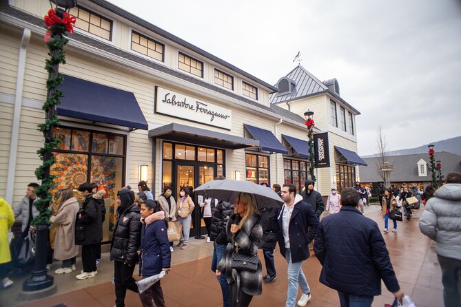 Private Shopping Tour Review: NYC to Woodbury - Transportation Details