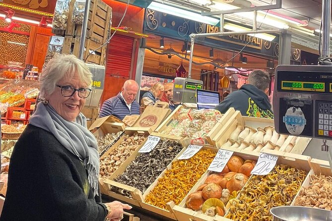 Private Tapas Tour With a Local Guide- Discover the Local Bodegas