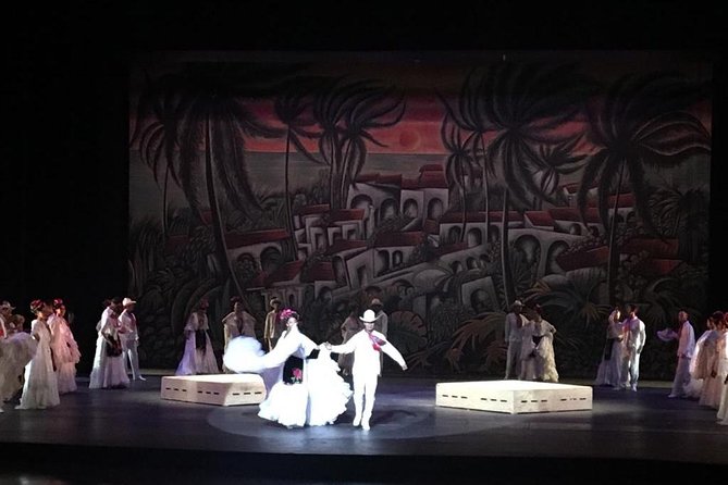 Private Tour: Folkloric Ballet in Mexico City