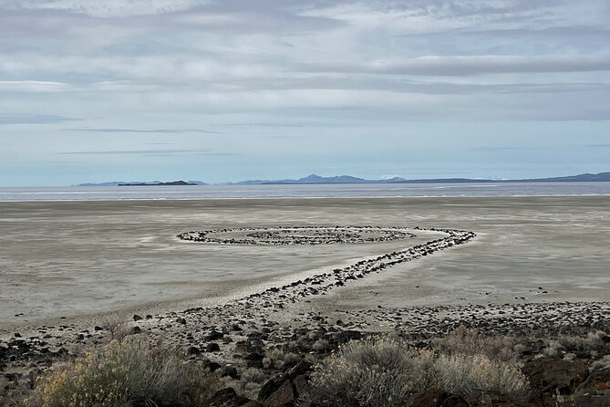 Private Tour in Spiral Jetty and Pink Lake