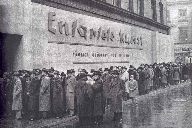 Private Tour on in Hitlers Footsteps Through Munich - Tour Overview