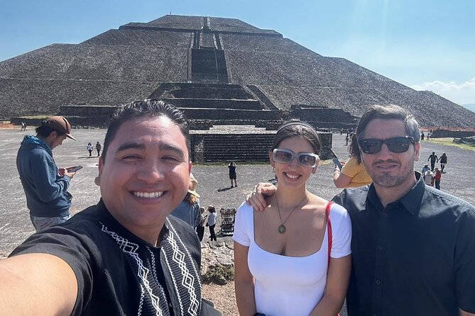Private Tour: Teotihuacán/Basilica of Guadalupe Hotel Pick Up