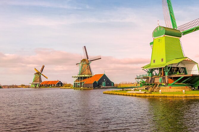 Private Tour to Zaanse Schans + Giethoorn With Renting Boat
