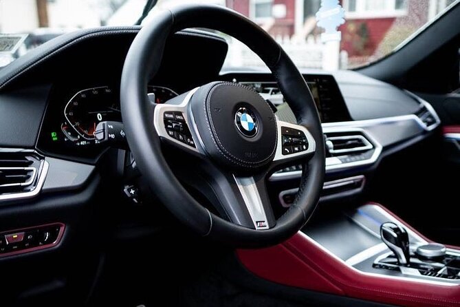 Private Transfer by Luxury Car to ORD Review