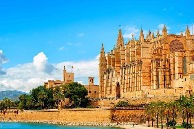 Private Transfer From Colonia De Sant Jordi to Mallorca Airport (Pmi) - Pickup and Drop-off Details