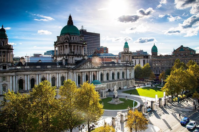 Private Transfer From Dundonald to Belfast City Airport (BHD)