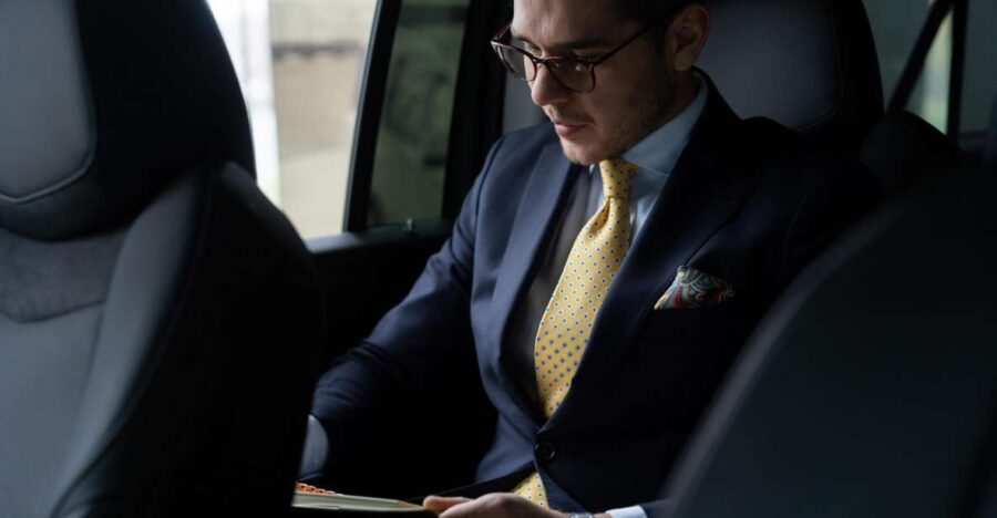 Private Transfer: From Epsom to London Heathrow Airport