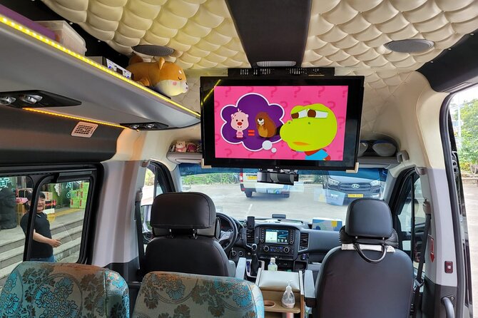 Private Transfer From Jeju Airport to in Seogwipo Jeju Island