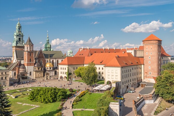Private Transfer From Katowice Pyrzowice Airport to Krakow