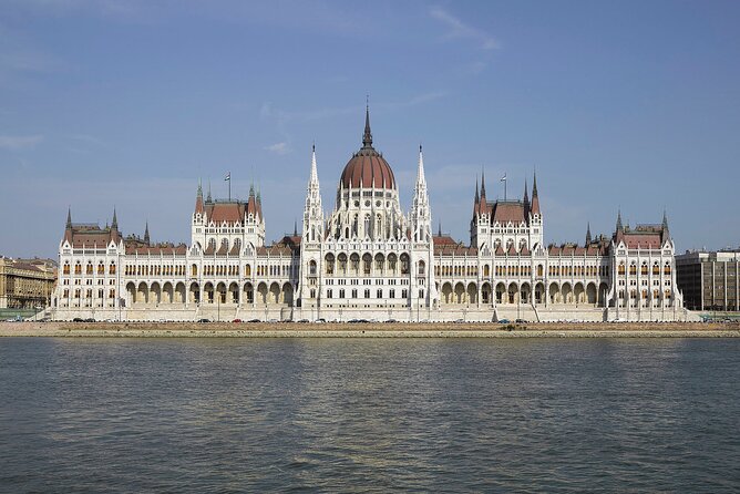 Private Transfer From Prague to Budapest