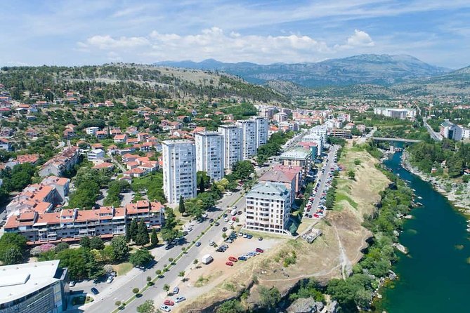 Private Transfer: Podgorica Airport TGD to Podgorica in Van