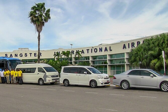 Private Transfers to Runaway Bay or Ocho Rios (42O VIP Offered)