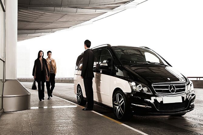 Private VIP Transfer From Airport to Fes City or Vice Versa