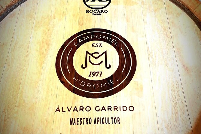 Private Visit to the Bees and Tasting in Ventosa, La Rioja