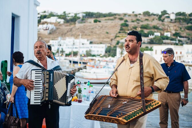 Private Walking Tour of Mykonos Windmills and Whitewashed Wonder