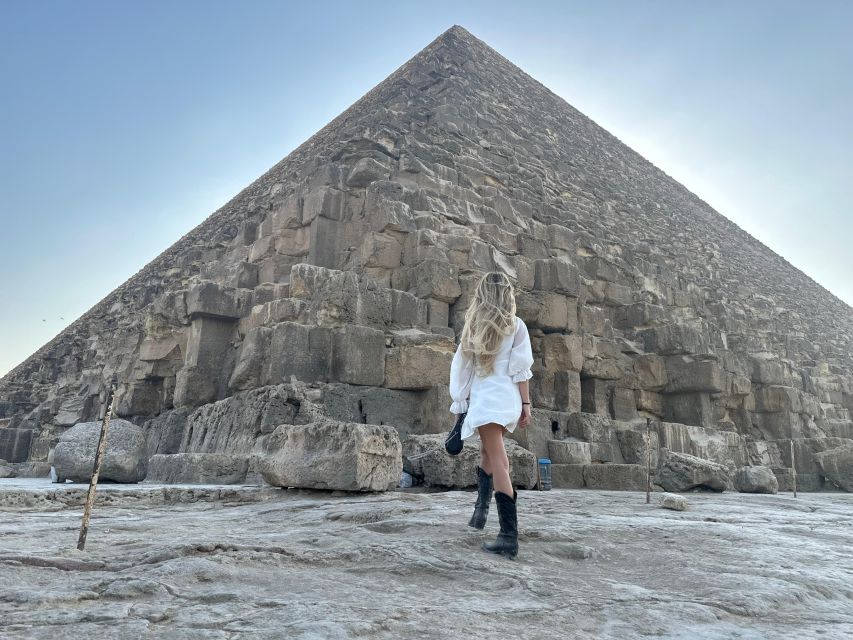 Pyramids of Giza and Sphinx and Egyptian Museum Private